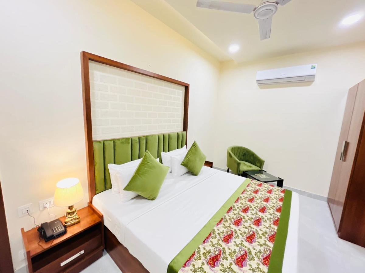 Hotel The Orchid Tree Amritsar - Walking From Golden Temple Buitenkant foto